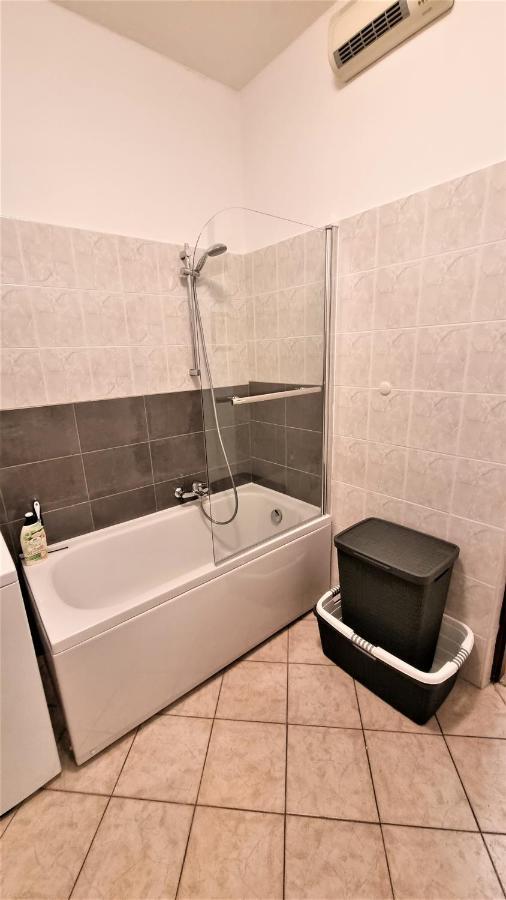 Arena Apartman Pula